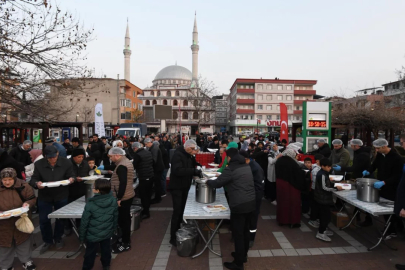 Osmangazi'de gönül sofrası Bağlarbaşı'nda kuruldu