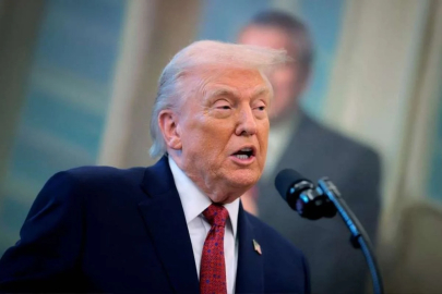 Trump "İran'ı mağlup" ettik dedi, Hürmüz Boğazı için çağrı yaptı