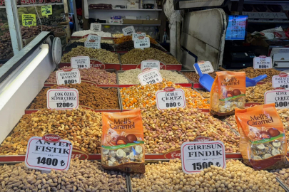 Bursa'da bayram öncesi kuruyemiş fiyatları açıklandı: Rekor Giresun fındıkta...