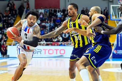 Büyükçekmece-Fenerbahçe maçında olay: Kadın ve çocuklar darp edildi