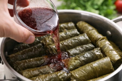 Sarmaları unutulmaz kılan detay: Suyuna ekleyin