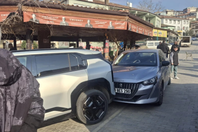 Bursa'da direksiyon başında kalp krizi geçirdi, önündeki araca çarptı!