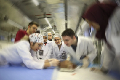 Bursa'da kadavraya saygı töreni!