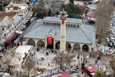 Kahramanmaraş'ta 572 yıllık Ulu Camii Kadir Gecesi'nde ibadete açıldı