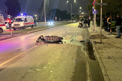 Minibüs ile motosiklet çarpıştı; 1 ölü, 1 yaralı