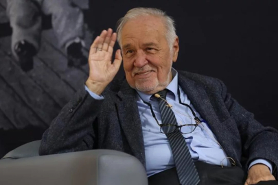 Türkiye, İlber hocasını uğurluyor...