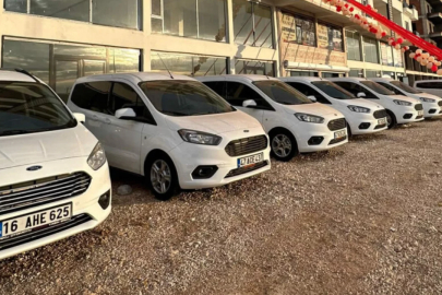 Bursa'da bayram öncesi yoğunluğu: Kiralık araç kalmadı