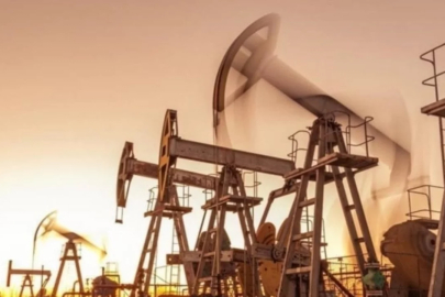 Brent petrolün vadeli varil fiyatı 113,85 dolardan işlem görüyor