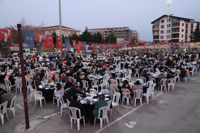 Bursa'da Ramazan'ın bereketi paylaştıkça çoğaldı