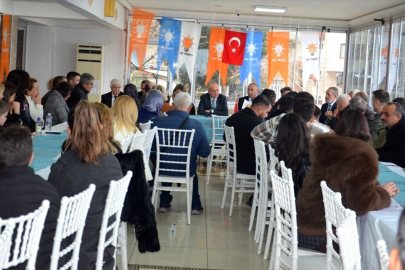 Gelibolu'da Bayramlaşan AK Parti Milletvekili Ayhan Gider, Türkiye'nin Gücüne Vurgu Yaptı