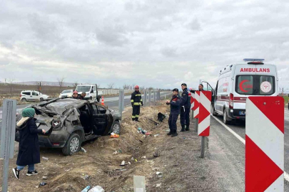 Karapınar'da otomobil takla attı: 4 yaralı