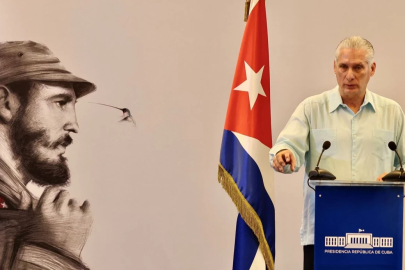 New York Times: Trump, Küba Devlet Başkanı'ndan 'istifa etmesini' istedi