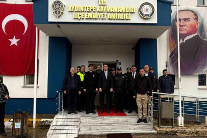 Aydıntepe'de vatandaşların ve görev başındaki personelin bayramı kutlandı