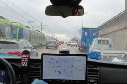 Bursa'da sürücülerden alkışlanacak hareket!