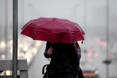 Bursalılar Ramazan Bayramı'na yağmurla giriyor!