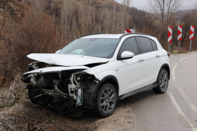 Elazığ'da iki otomobilin çarpıştığı kazada 9 kişi yaralandı