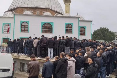 Bursa'daki feci kazada hayatını kaybeden genç son yolculuğuna uğurlandı