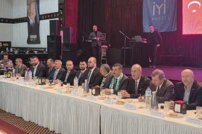 İYİ Parti Bursa teşkilatı bayramlaşma programında buluştu!
