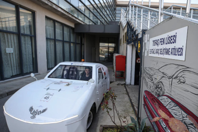 Bursa'da liseliler geliştirdikleri elektrikli araçla TEKNOFEST'te bu kez zirveyi hedefliyor