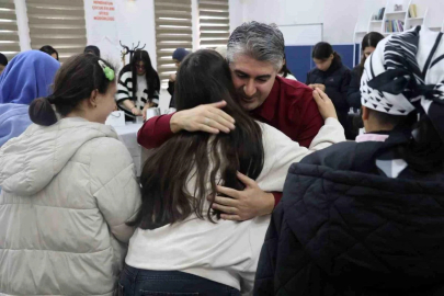 Erzurum'da bayram sevinci: Çocuk evlerinde anlamlı buluşma