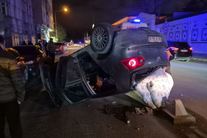 Eskişehir'de devrilen otomobilin sürücüsü yaralandı