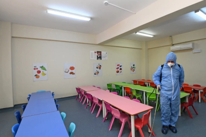 Osmangazi'de kreşler ara tatilde dezenfekte edildi