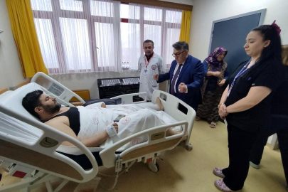 Rektör Özölçer, Ramazan Bayramı'nda BEUN Hastanesi'ni Ziyaret Etti