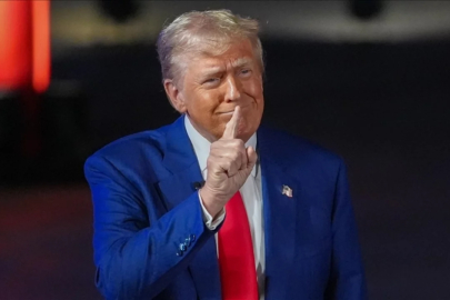 Trump'ın Hürmüz restine karşı İran geri adım atmadı! 'Tamamen kapatılacak'