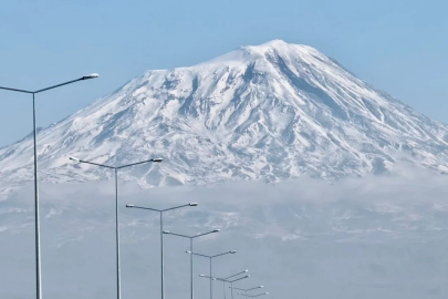 Ağrı Dağı'nın zirvesi göz kamaştırdı
