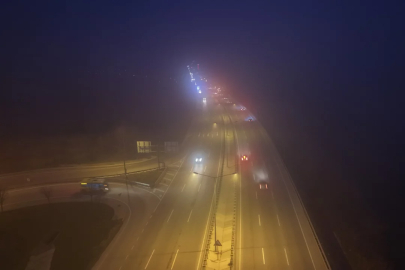 Bursa'da sis: Mudanya yolunda görüş mesafesi düştü