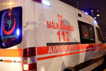 Antalya'da park halindeyken hareket eden aracın altında kalan çocuk öldü