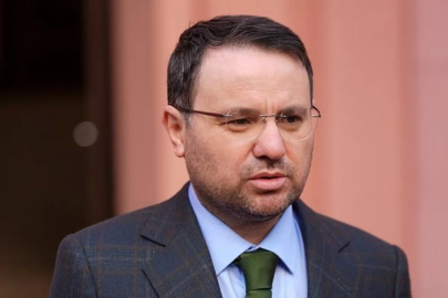 Bakan Gürlek'in tapu kayıtlarını yetkisiz şekilde sorguladığını itiraf etti!