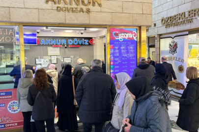 Bursa'da kuyumcular çarşısı doldu taştı! Altına akın var...