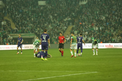 Bursaspor, Gebze karşısında ikinci yarıda galibiyete yürüdü!