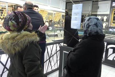 Yoğunluk Bursa'daki kuyumcuyu isyan ettirdi!