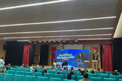 Bursa'da 'girişimcilik zirvesi' düzenlendi