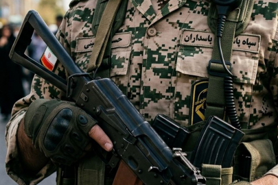 İran’dan bölgedeki sanayi tesislerine misilleme uyarısı: İş yerlerinizi terk edin