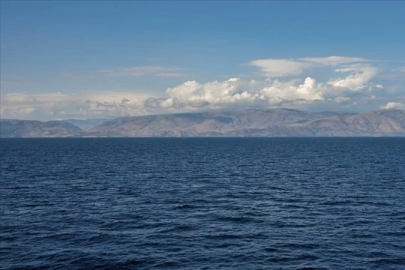 Yunanistan açıklarında 6 gün denizde kalan 22 göçmen hayatını kaybetti