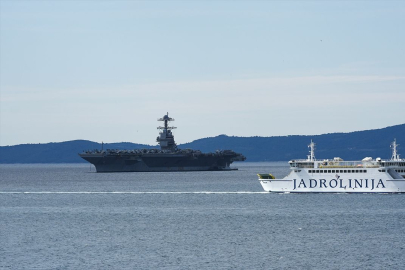 ABD uçak gemisi USS Gerald Ford bakım için Hırvatistan'a geldi