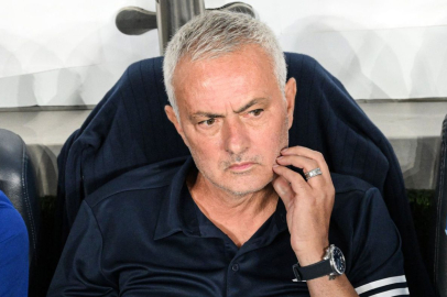 Jose Mourinho transferde Galatasaray ile rakip oldu