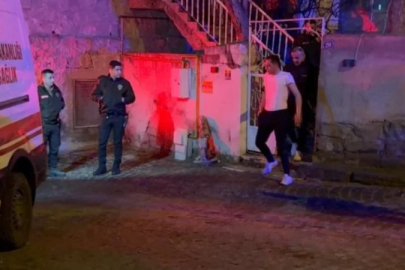 Kayseri'de bacağından bıçaklanan şahıs, ambulansa giderken de sigarayı bırakmadı