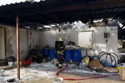 Muğla'da çıkan yangında tek katlı ev kullanılamaz hale geldi