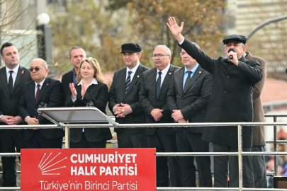 Özgür Özel: Ne Ömer'i ne Ekrem'i veririz