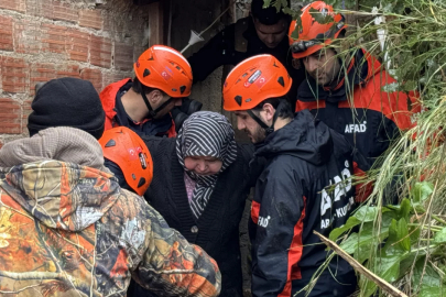 Bursa'da evinden çıkamadı! AFAD ve itfaiye seferber oldu