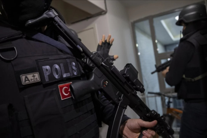 Bursa'nın 3 ilçesinde eş zamanlı baskın!