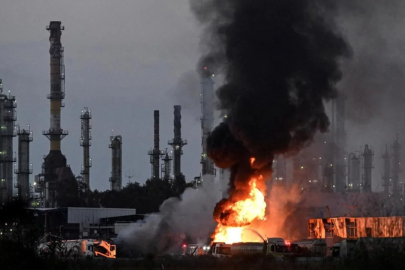 İran, Hayfa'da petrol rafinerisini vurdu