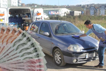 Oto yıkama işine giren adam, bulduğu yöntemle kazancını katlıyor