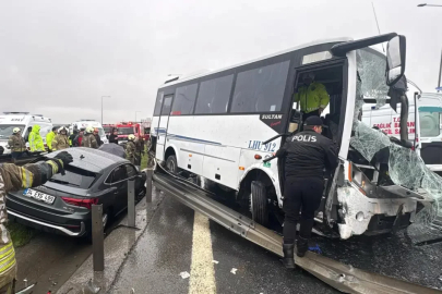 Zincirleme kazada mucize! Şehit olduğu açıklanmıştı...