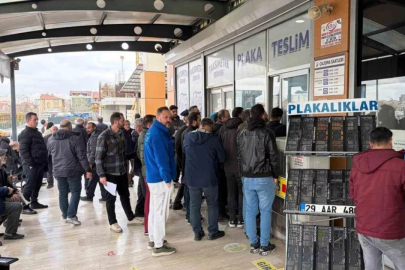 APP plaka değişimi için son gün yoğunluğu! Süre bugün doluyor...