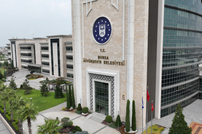 Bursa'da Başkan Bozbey'e gözaltı: Bursa siyasetinden ilk açıklamalar...